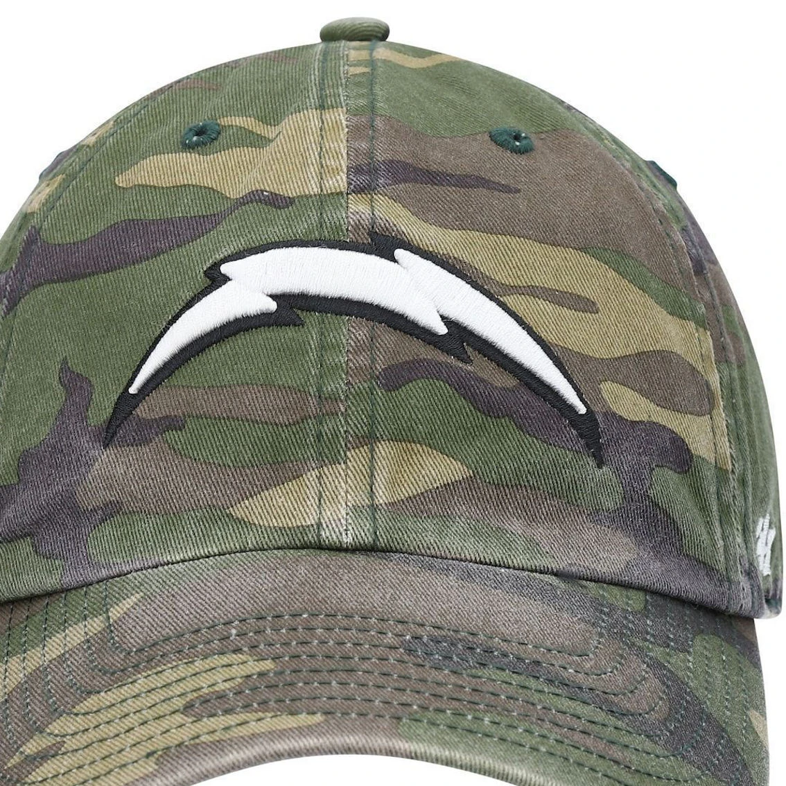 '47 Men's Camo Los Angeles Chargers Woodland Clean Up Adjustable Hat 5 '47 Men's Camo Los Angeles Chargers Woodland Clean Up Adjustable Hat - Image 3